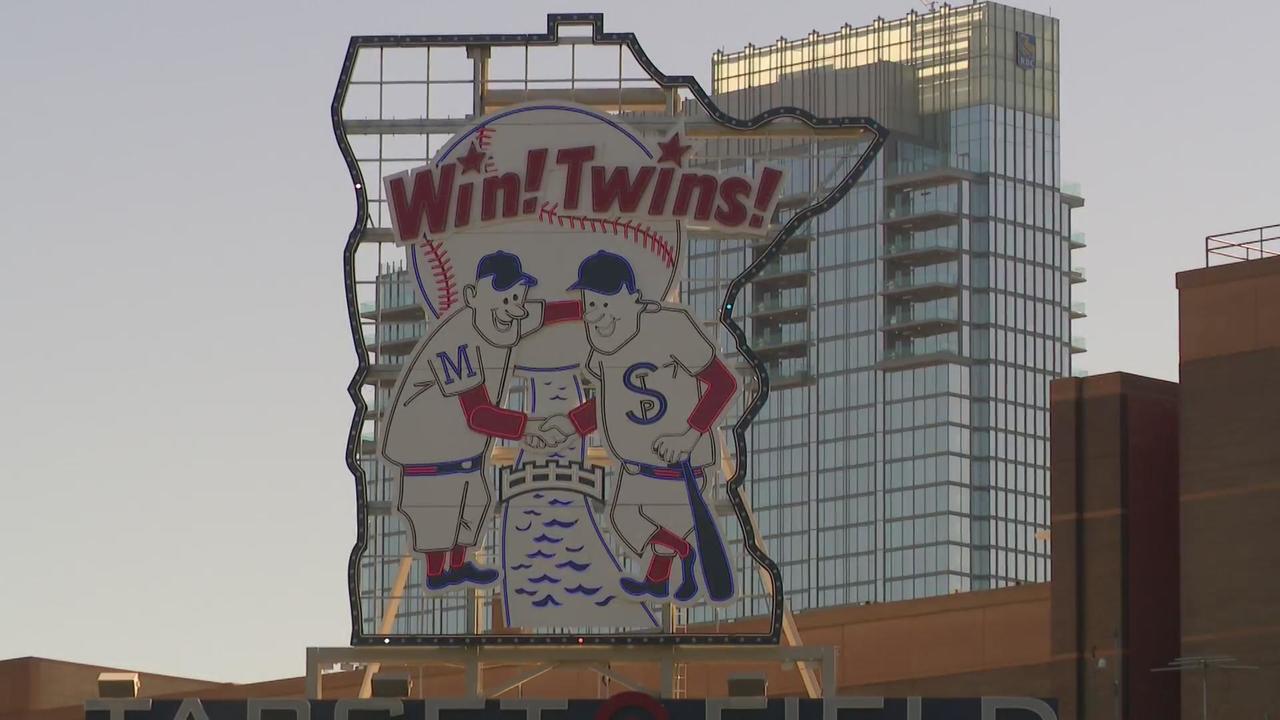 Minnesota Twins upgrade celebration sign at Target Field