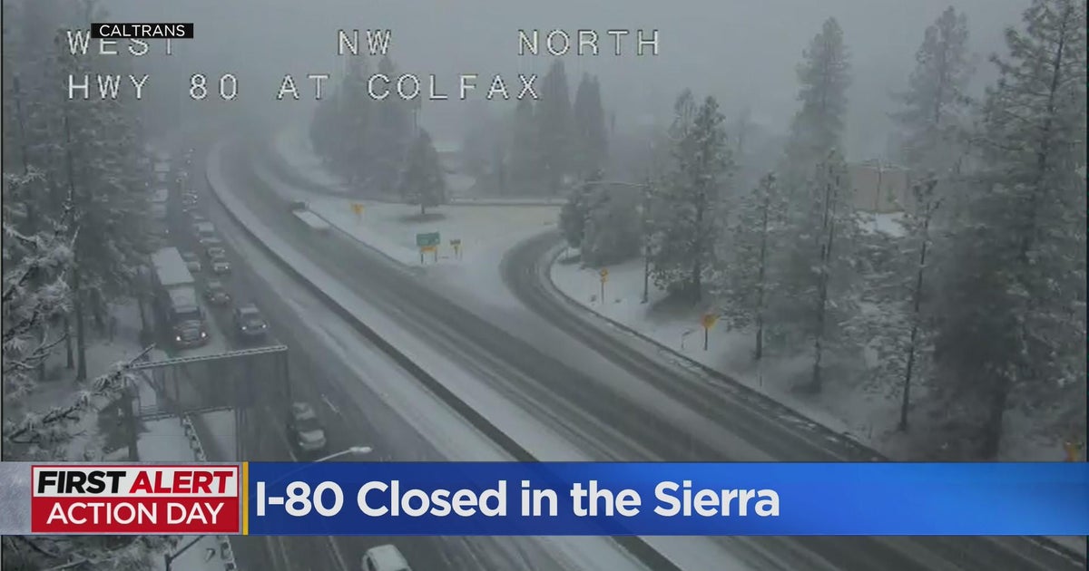 Snow closes I-80 in Sierra