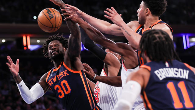 Julius Randle #30 of the New York Knicks grabs a rebound during the first quarter of the game against the Miami Heat at Madison Square Garden on March 29, 2023 in New York City. 