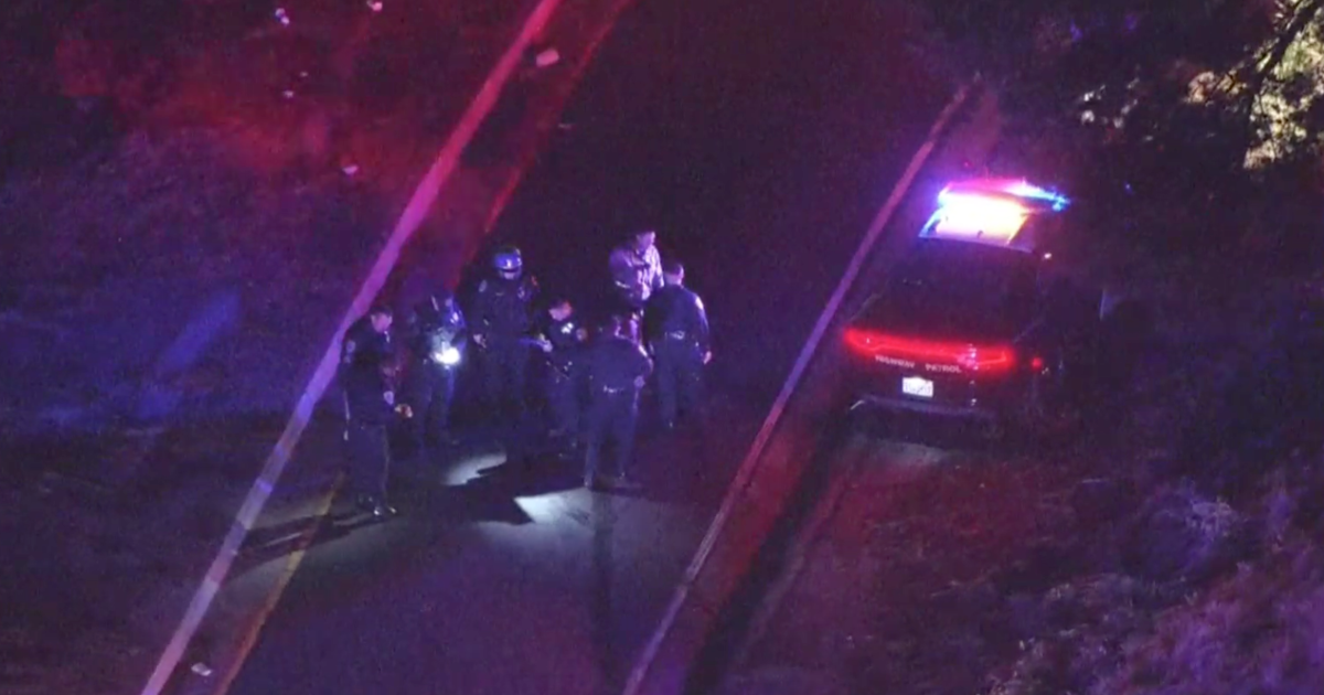 Hawthorne Nb I 405 Closed For Hours After Chp Officers Shoot Man