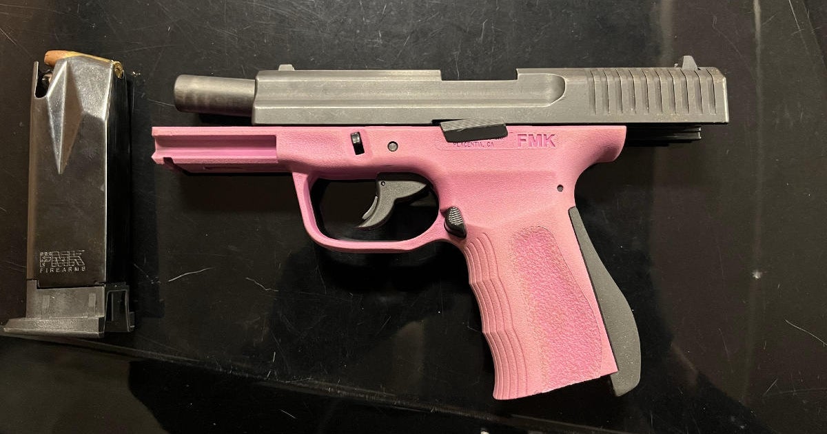 Santa Rosa man arrested for allegedly having loaded firearm in parked ...
