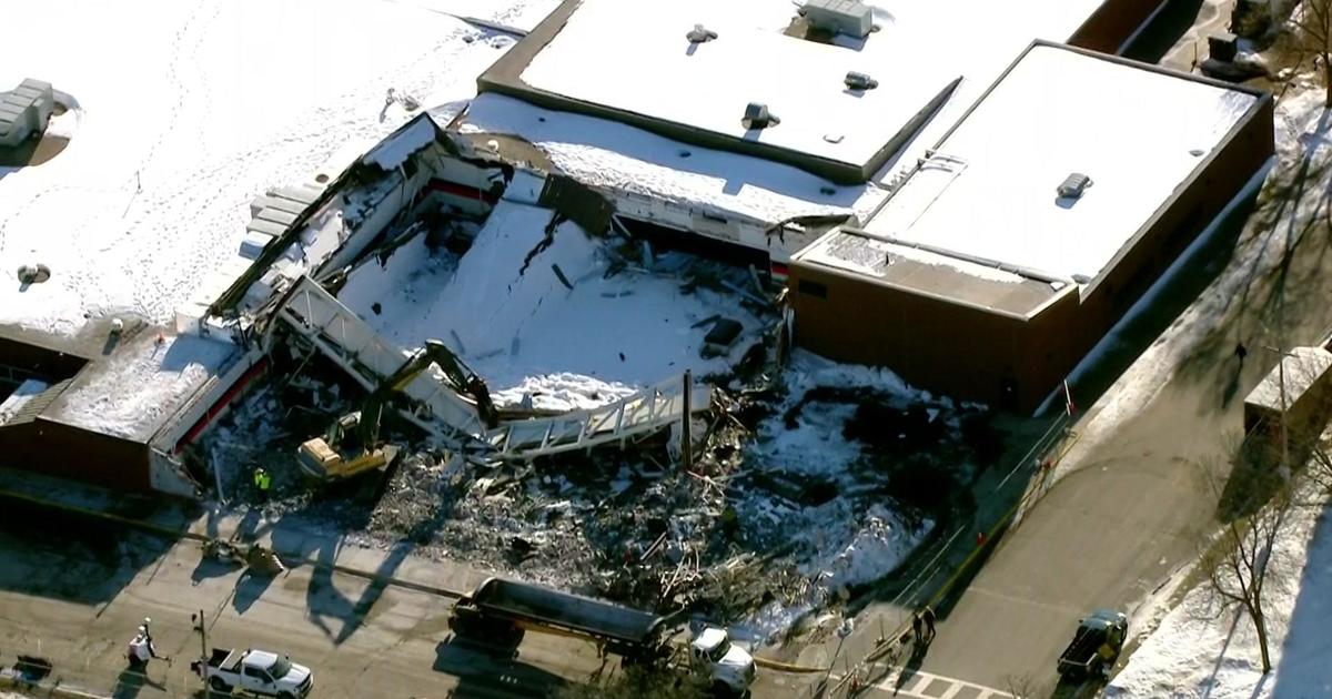 Roof collapses over Browerville High Schools gym