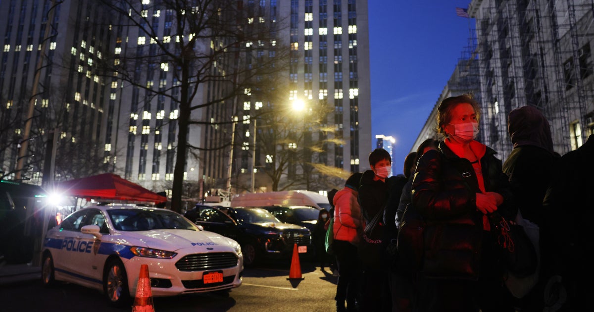 Former President Trump set to be arraigned in New York - CBS Chicago
