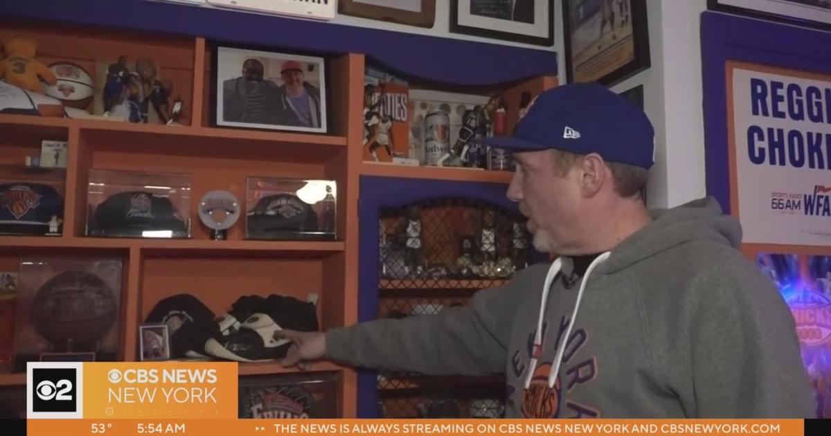 Upgrade your fan cave with New York Giants memorabilia