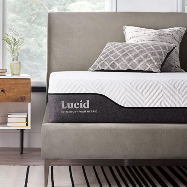 lucid-mattress.jpg 