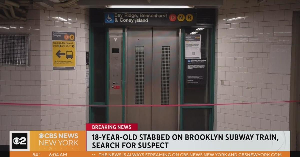 18-year-old Stabbed To Death On Brooklyn Subway - CBS New York