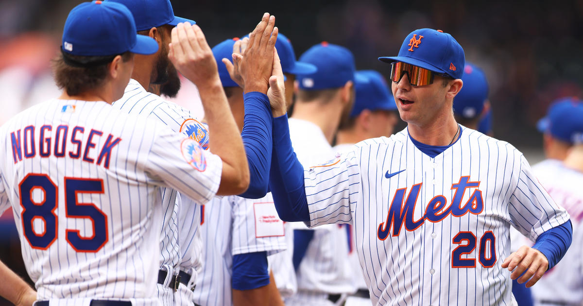 Daniel Vogelbach of the New York Mets gestures after hitting an RBI News  Photo - Getty Images