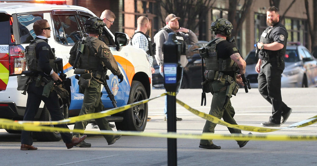 5 killed, 8 injured in downtown Louisville shooting; suspected gunman dead