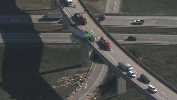 kdka-tractor-trailer-overpass-1.png 