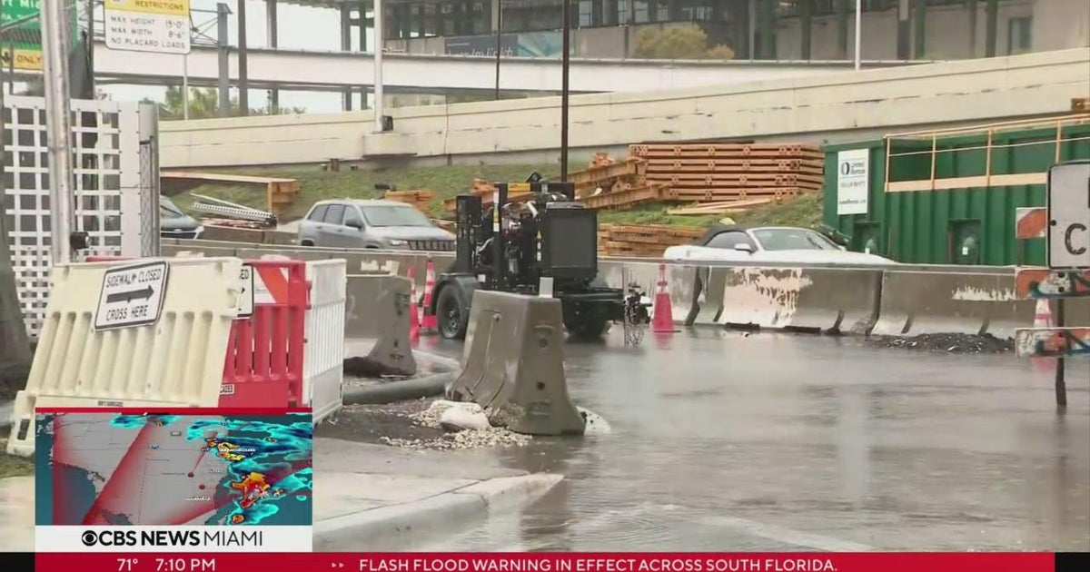 South Florida streets see significant street flooding - CBS Miami
