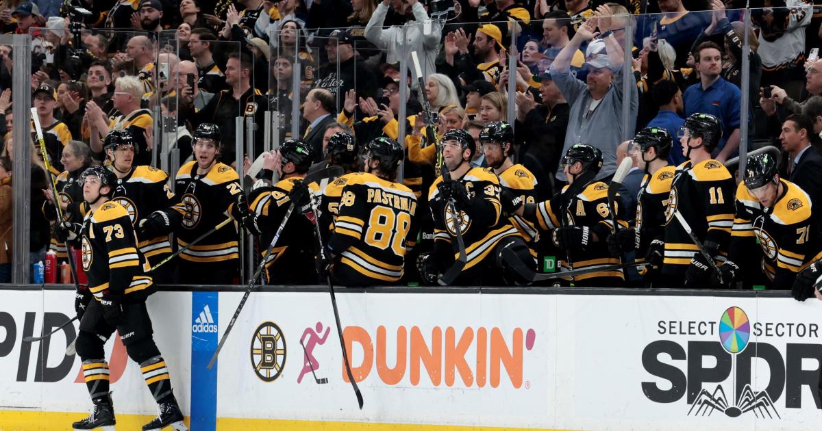 Boston Bruins fans predict elimination for Florida Panthers in the