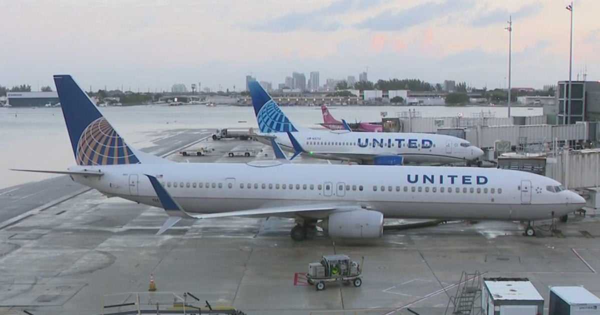 Fort Lauderdale airport resumes operations after protection scare, evacuation Fort Lauderdale airport resumes operations after protection scare, evacuation