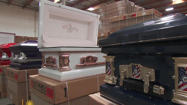 titan-caskets-1280.jpg 