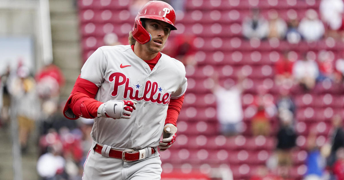 Bryson Stott extends season-opening hit streak, ties Phillies record - CBS  Philadelphia