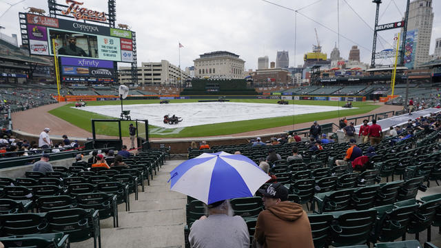 Giants Tigers Baseball 