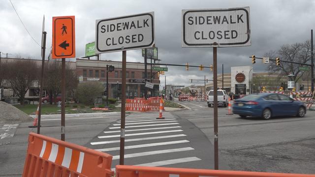 traffic sign that says "sidewalk closed" 