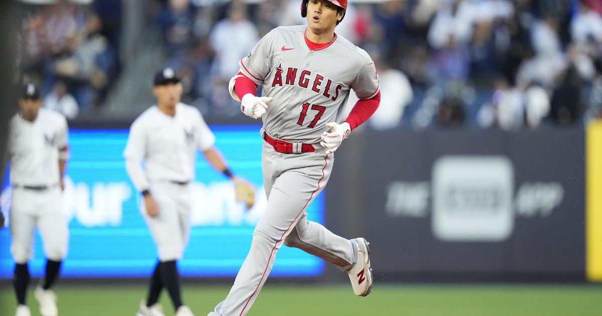 Ohtani homers to lead Angels past Yankees in series opener