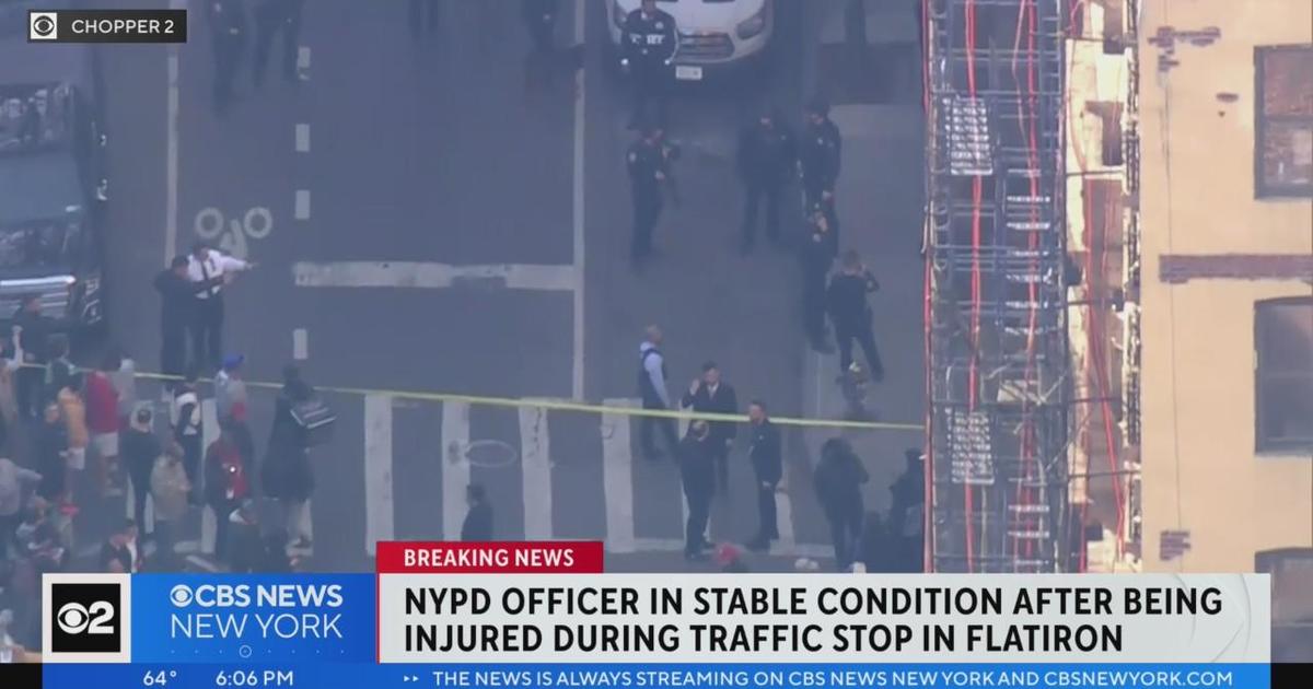 NYPD Officer Injured During Traffic Stop In Flatiron District - CBS New ...