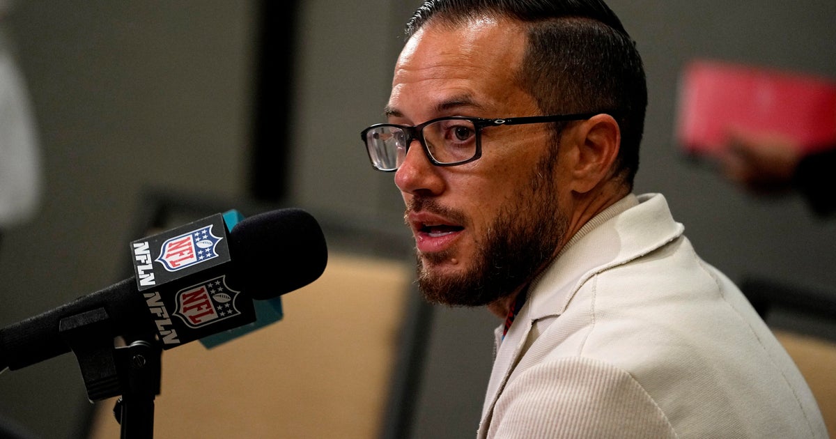 OBJ a Dolphin? Mike McDaniel speaks on anticipations and Tyreek Hill off time headlines, CBS News Miami’s Steve Goldstein OBJ a Dolphin? Mike McDaniel speaks on anticipations and Tyreek Hill off time headlines, CBS News Miami’s Steve Goldstein