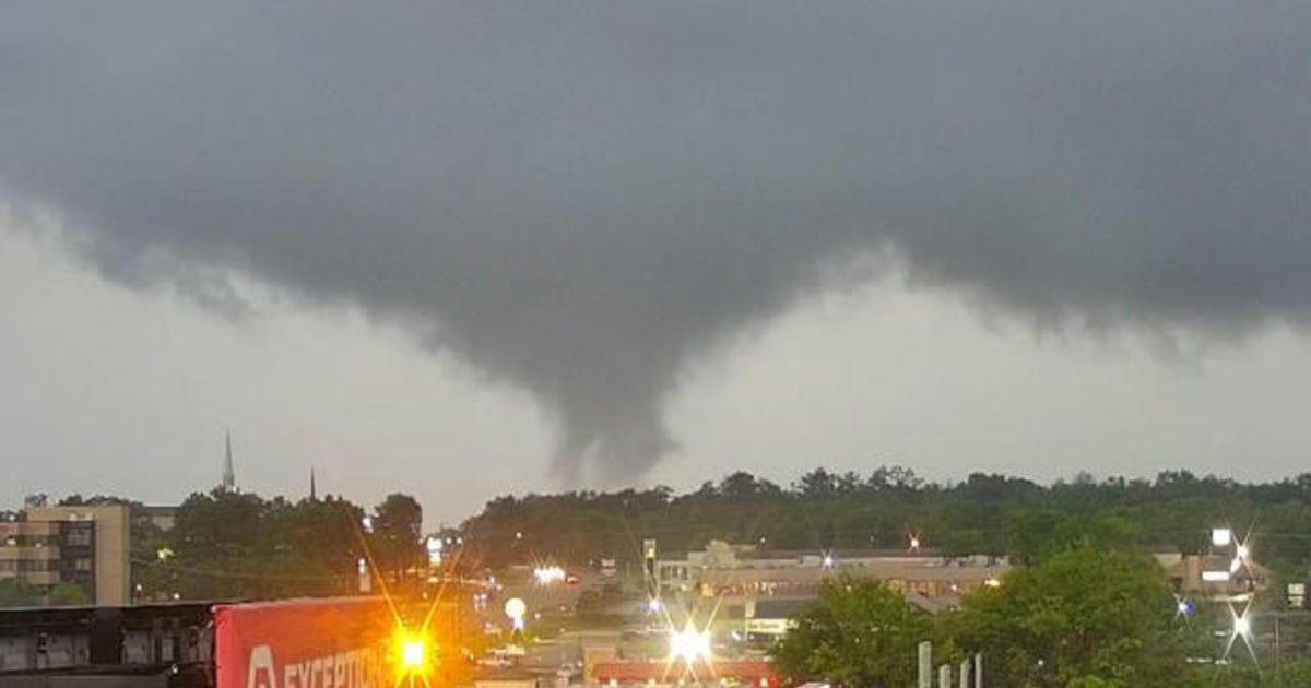 At least 3 deaths linked to tornadoes in Oklahoma