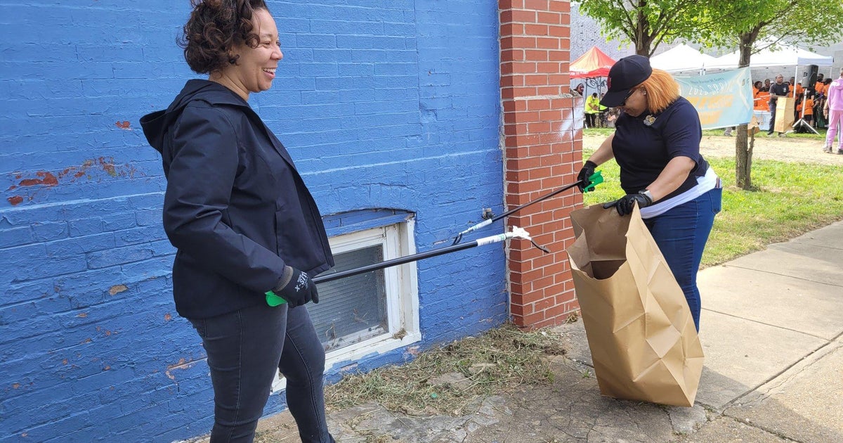 Spring cleanup crew beautifies Baltimore on Earth Day CBS Baltimore