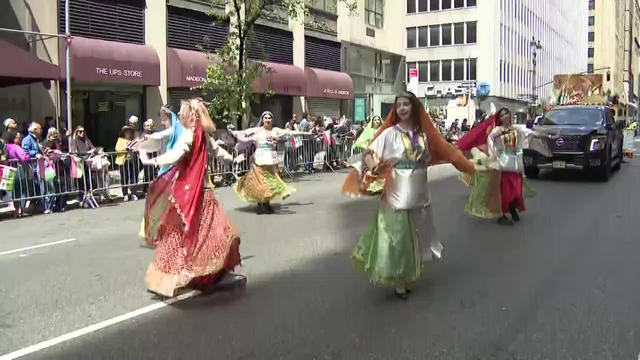 persian-parade.jpg 