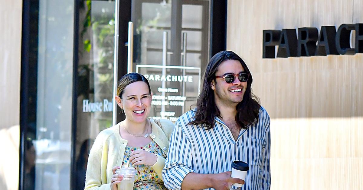 Rumer Willis dan Derek Richard Thomas menyambut seorang bayi perempuan