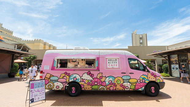 Hello Kitty Cafe truck makes a stop in Philadelphia 