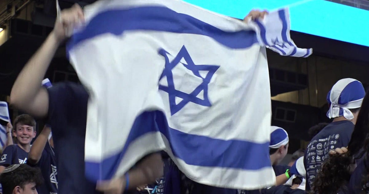 South Florida celebrates Israel’s 75th at loanDepot Park