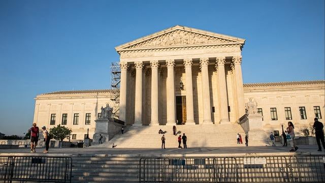 Senators push for cameras inside Supreme Court