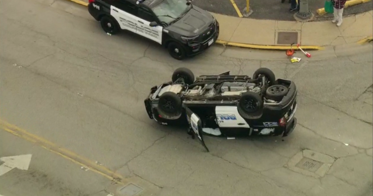 Melrose Park police SUV flips over in crash CBS Chicago