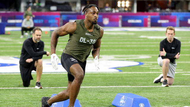 Defensive lineman Will Mcdonald IV of Iowa State participates in a drill during the NFL Combine at Lucas Oil Stadium on March 02, 2023 in Indianapolis, Indiana. 