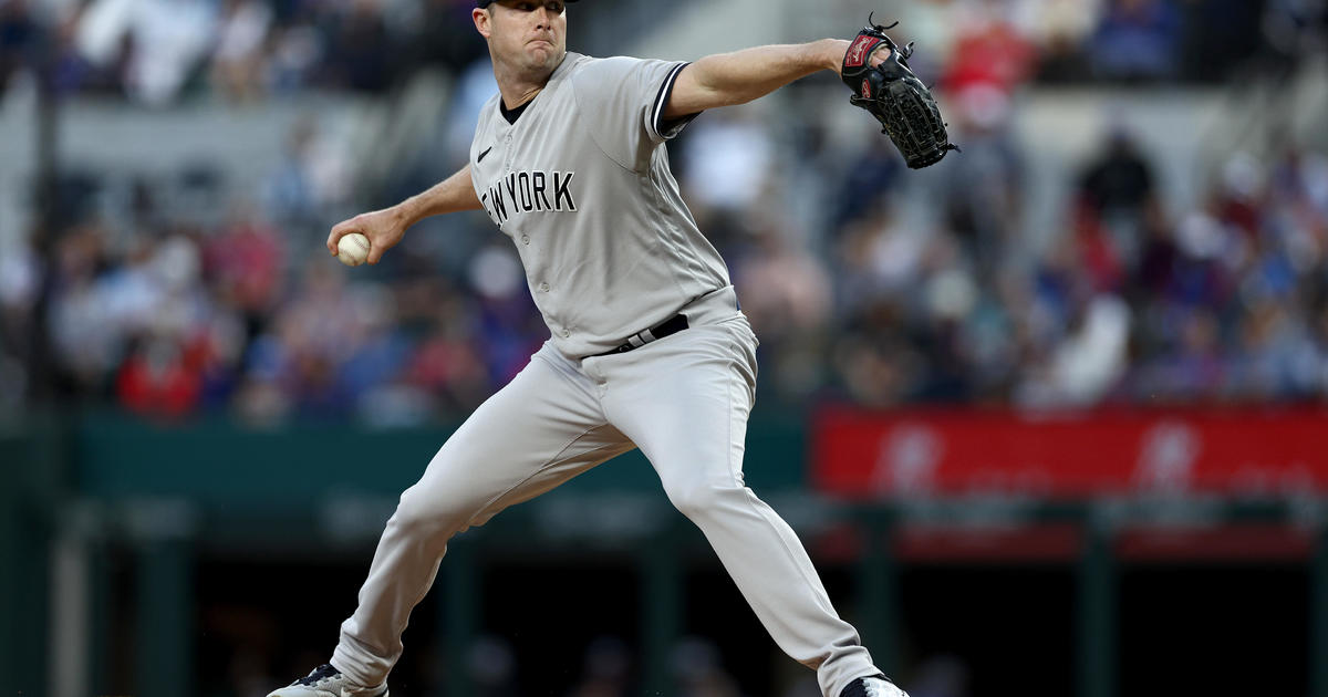 Cole gets 5th win, Yankees hit 3 HRs in 4-2 win at Texas