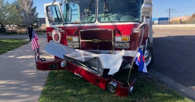 Drivers injured when SUV and fire truck collide in Aurora - Vimarsana News