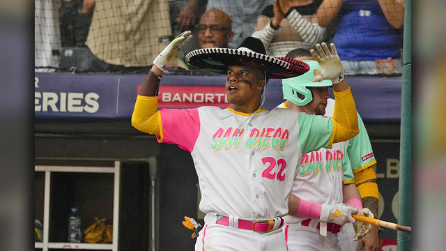 Brandon Crawford's Gigantes jersey is headed to the Hall of Fame 🙌 His  home run yesterday was the first-ever in Mexico City, the first…