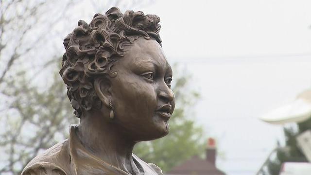 Mamie Till-Mobley Statue 