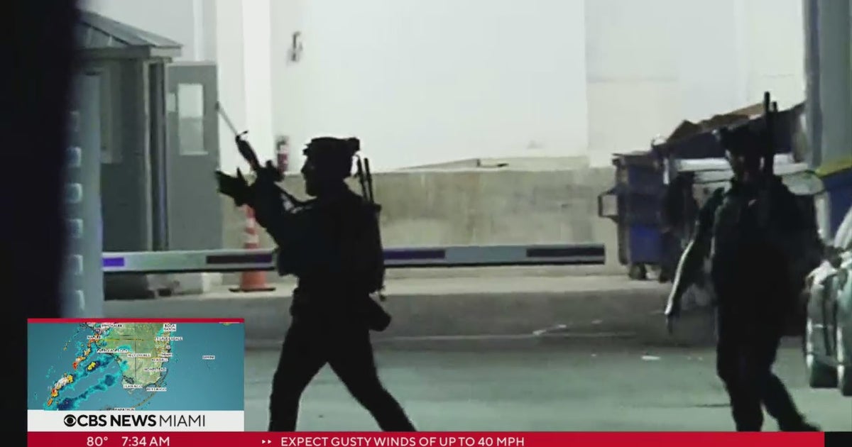 Golden Beach police officer shot, 2 suspects in custody following ...