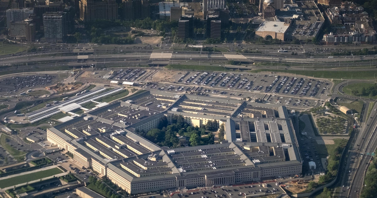 Accused Pentagon leaker appeals pretrial detention order, citing Trump's release
