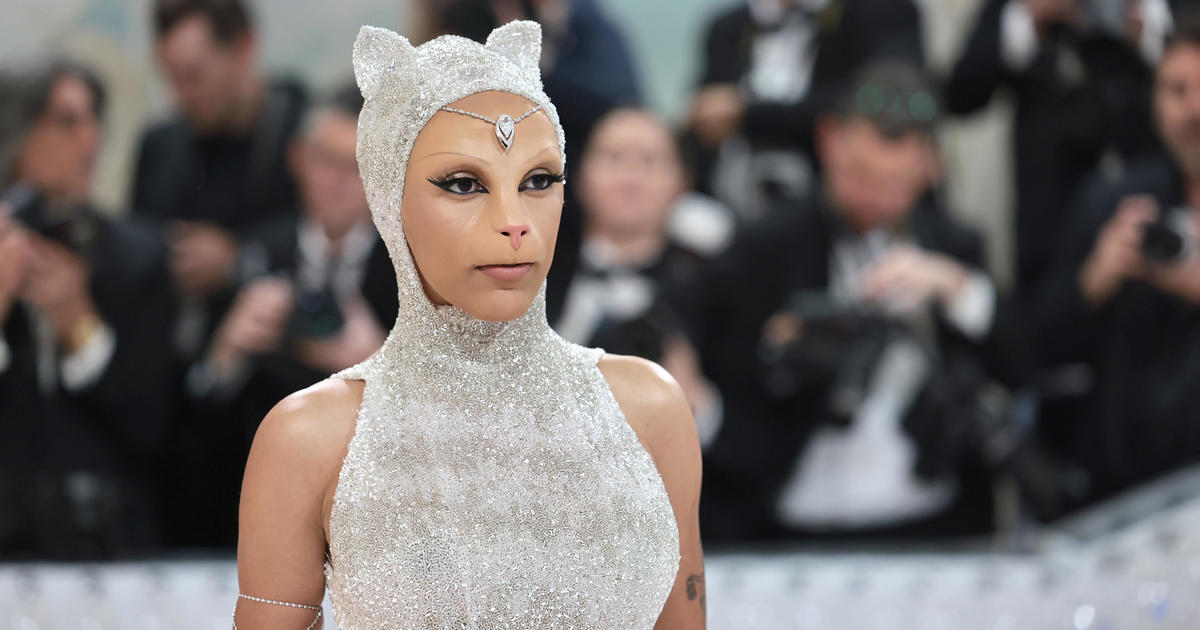 Celebrities pay tribute to Lagerfeld's cat at Met Gala