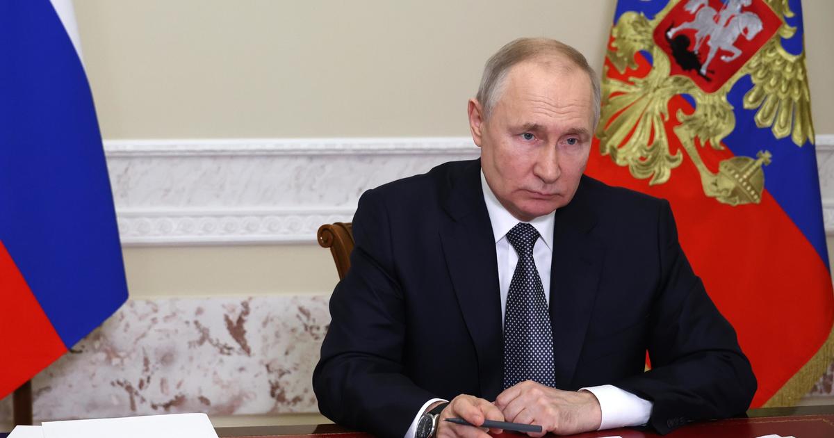 Russia claims Ukraine tried to attack Kremlin with drones in "terrorist act" targeting Vladimir Putin
