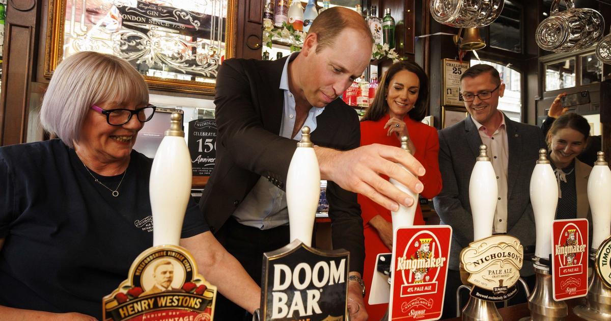 William and Kate go to a London pub amid coronation preparations