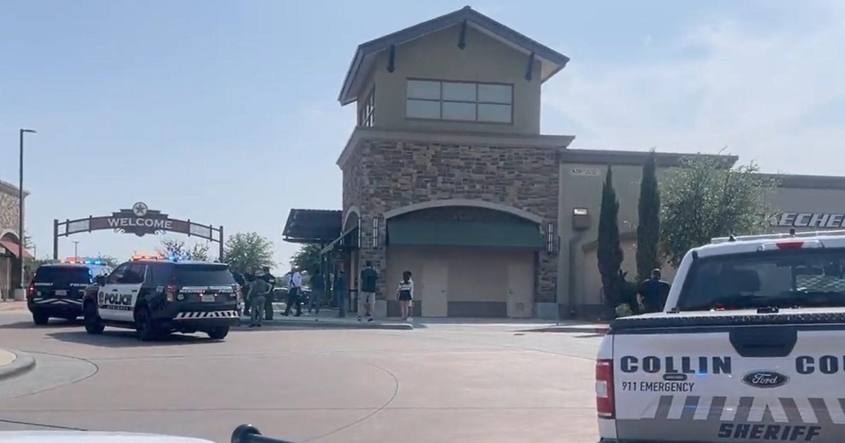 Police Respond To active Shooter Incident At Allen Premium Outlets In 