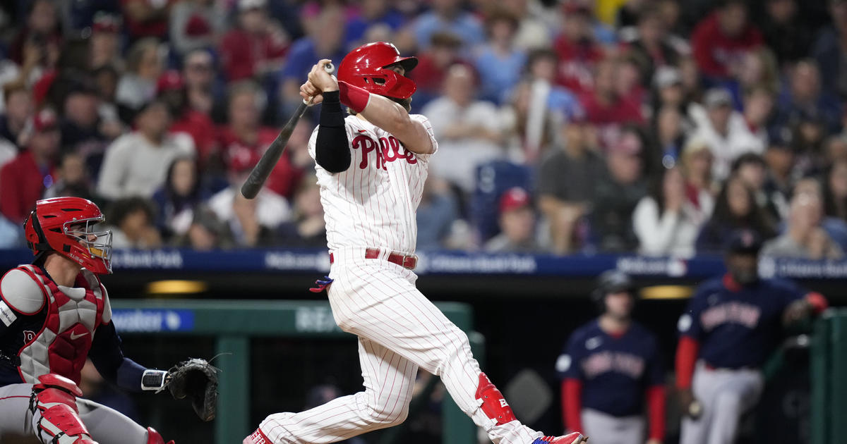 Phillies' slugger still stepping up rehab after elbow surgery