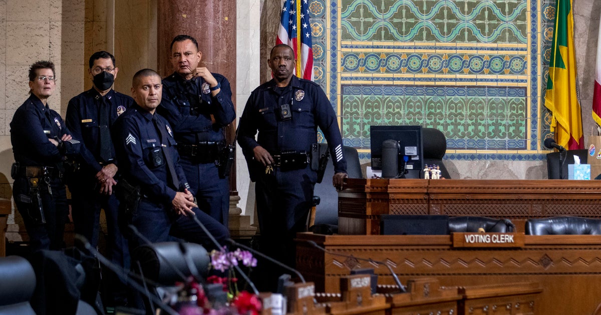 Man arrested for disturbing L.A. City Council meeting on Friday - CBS ...