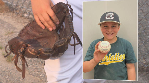 Nolan Walsh glove, baseball 