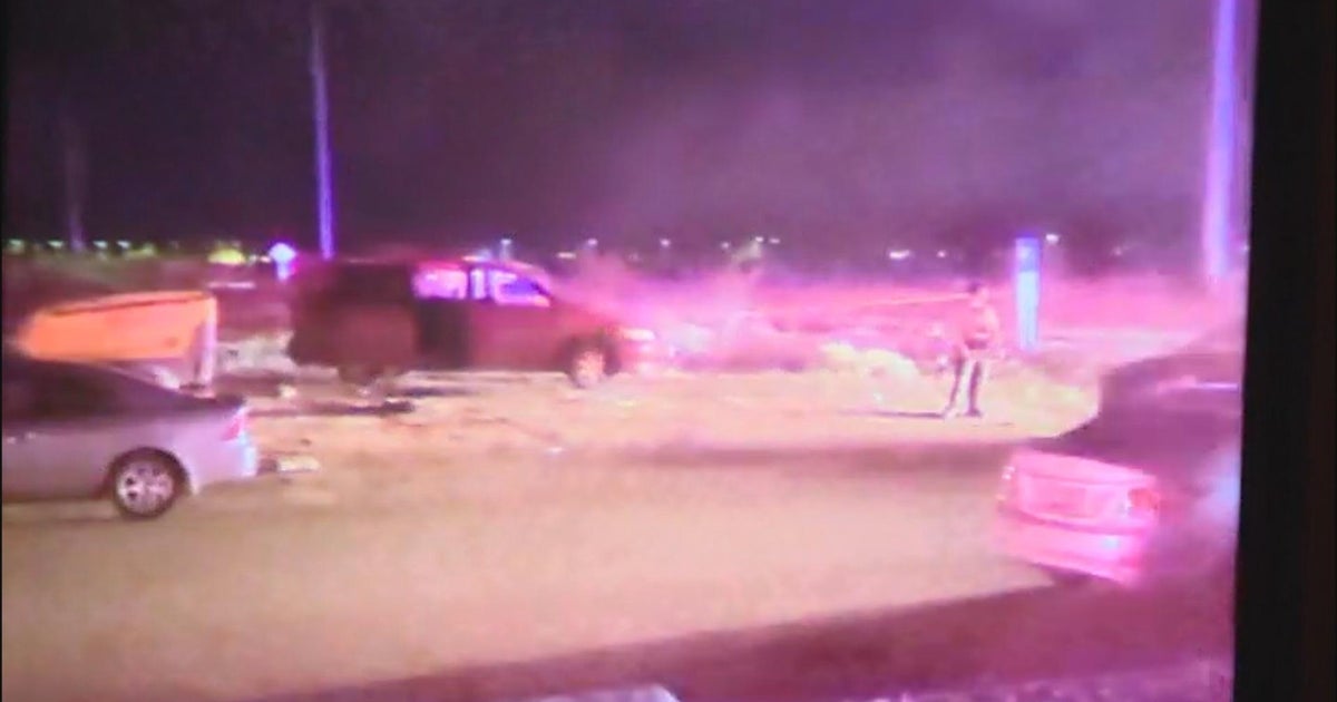 5 people wounded, 2 killed after shooter open fires at Adelanto house