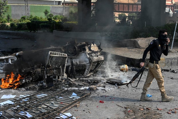 PAKISTAN-POLITICS-KHAN-ARREST-PROTEST