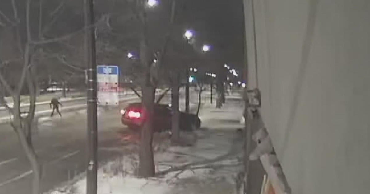 COPA video shows shootout involving officer after SUV is stolen - CBS ...