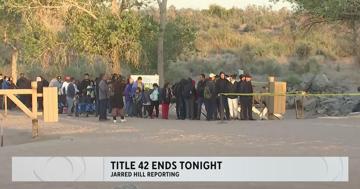U.S. braces for end of Title 42 as wave of migrants builds at border ...