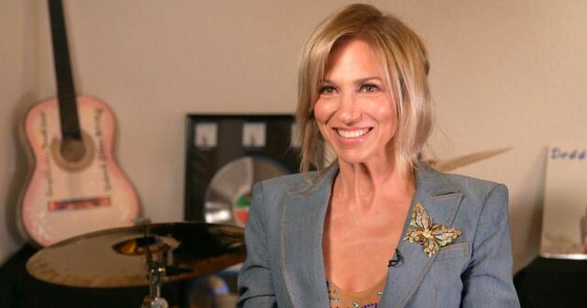 Debbie Gibson, '80s pop icon, gears up for new tour, reflects on decades-long career: Showbiz "keeps me young"